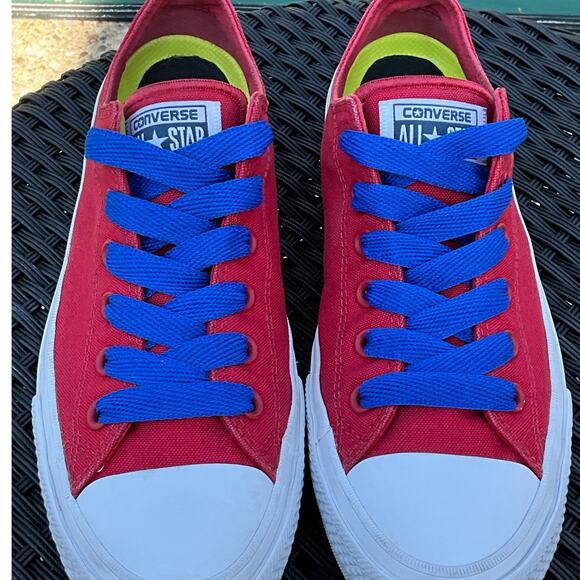 Converse Chuck Taylor II All Star Red & White Low Sneaker Women 10/41.5 - Picture 9 of 12